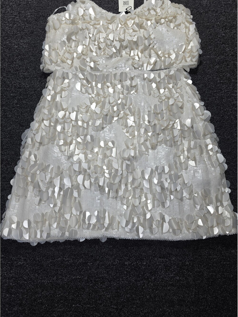 Ted Baker London Ivory Sequin 2 Piece Set Crop Top Mini Skirt NWT Size 2 - Picture 5 of 16